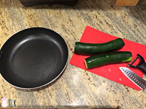 The Keto Kitchen - Meatballs & Zucchini Noodles - Low Carb Recipe - LCHF